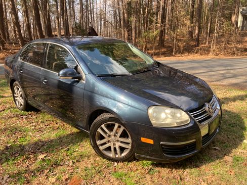 Used 2006 Volkswagen Jetta 2.5 image 2