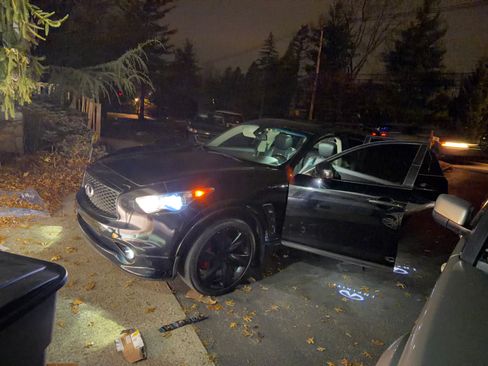Used 2010 INFINITI FX50 AWD w/ Sport Pkg image 20