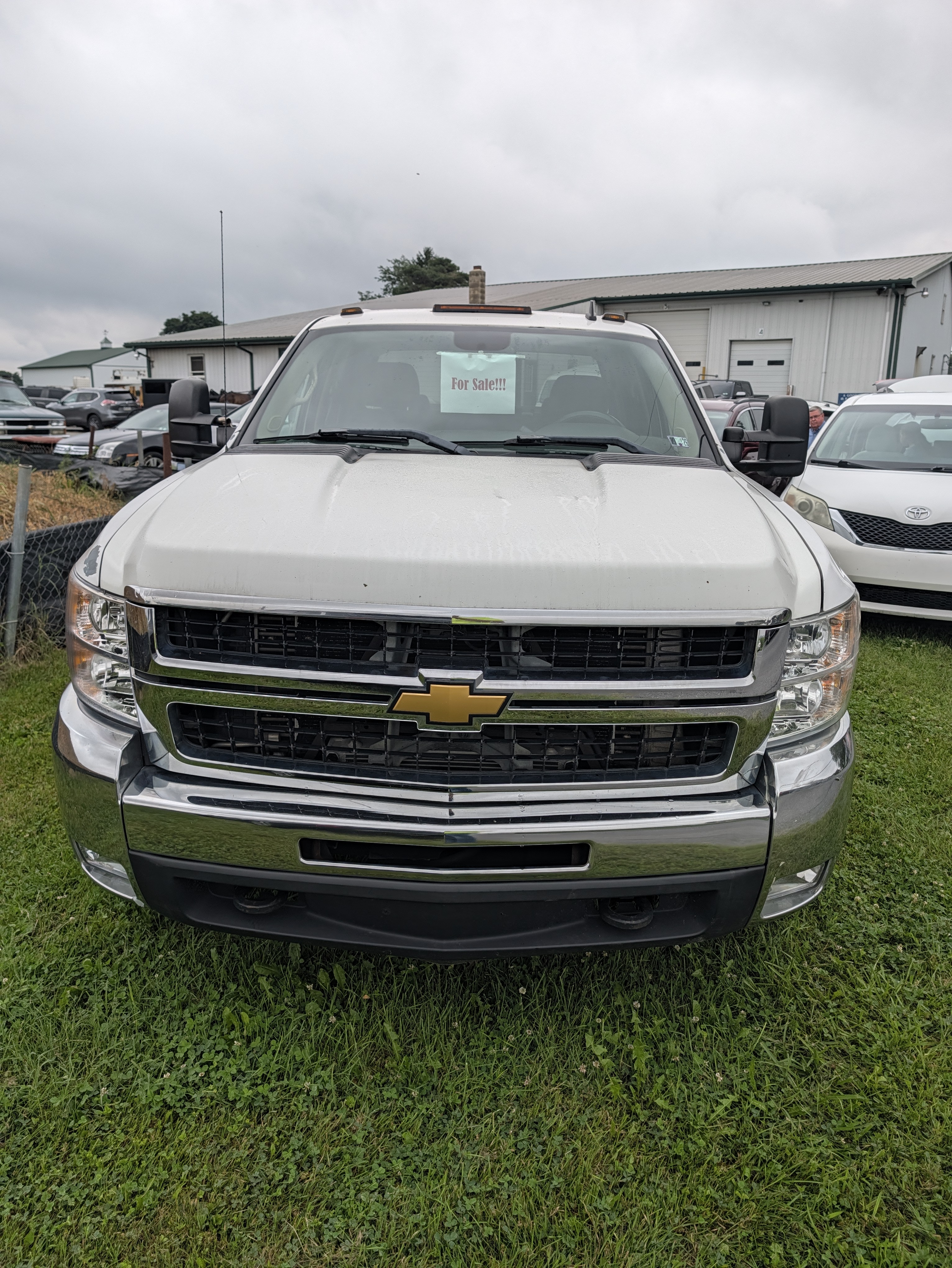 Used 2007 Chevrolet Silverado 3500 LT AWD/4WD image 2