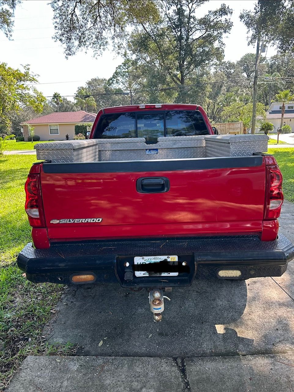 Used 2006 Chevrolet Silverado 2500 LT w/ Heavy-Duty Power Package AWD/4WD image 5