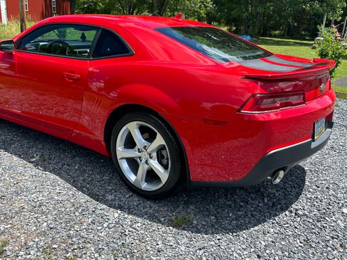 Used 2015 Chevrolet Camaro LT w/ RS Package RWD image 5