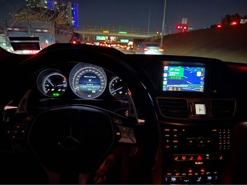 Used 2014 Mercedes-Benz E 350 Sedan image 12