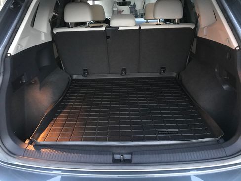 Used 2019 Volkswagen Tiguan S image 10