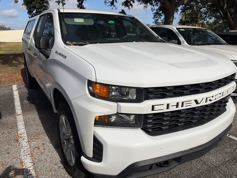 Used 2022 Chevrolet Silverado 1500 Custom image 10