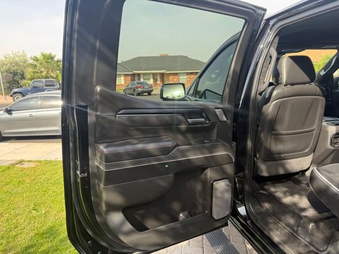 Used 2022 GMC Sierra 1500 AT4X image 14