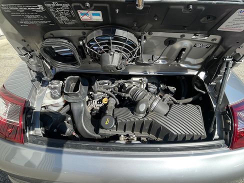 Used 2004 Porsche 911 GT3 RS image 10