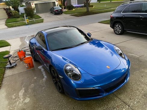 Used 2017 Porsche 911 Carrera S image 10