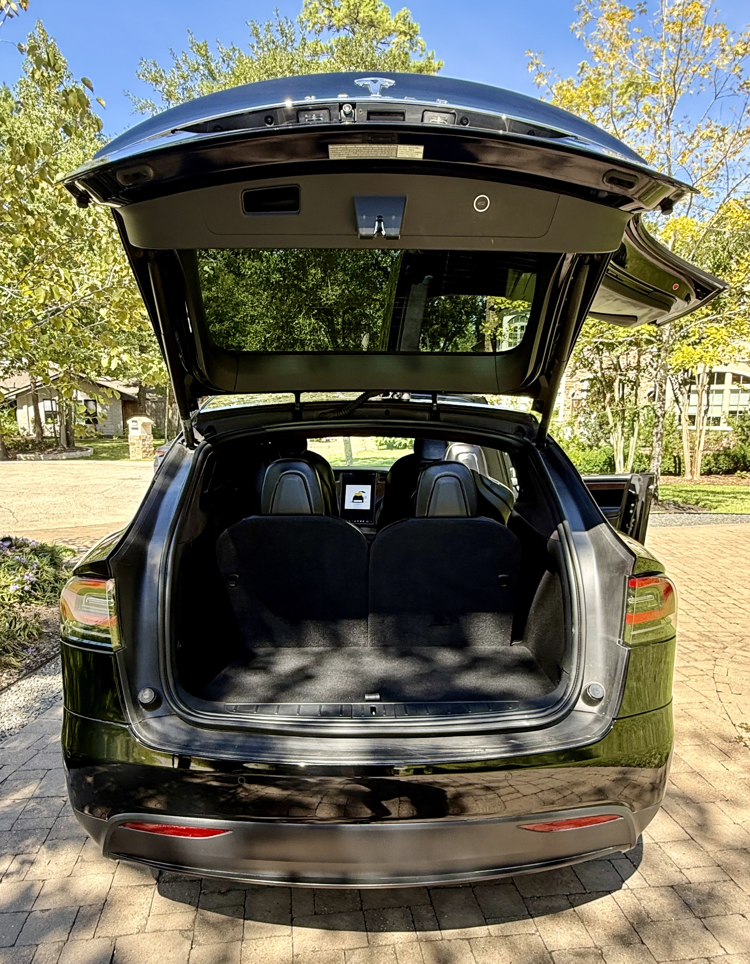 Used 2020 Tesla Model X Long Range AWD/4WD image 9