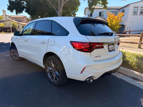 Used 2019 Acura MDX w/ Technology Package AWD/4WD image 4