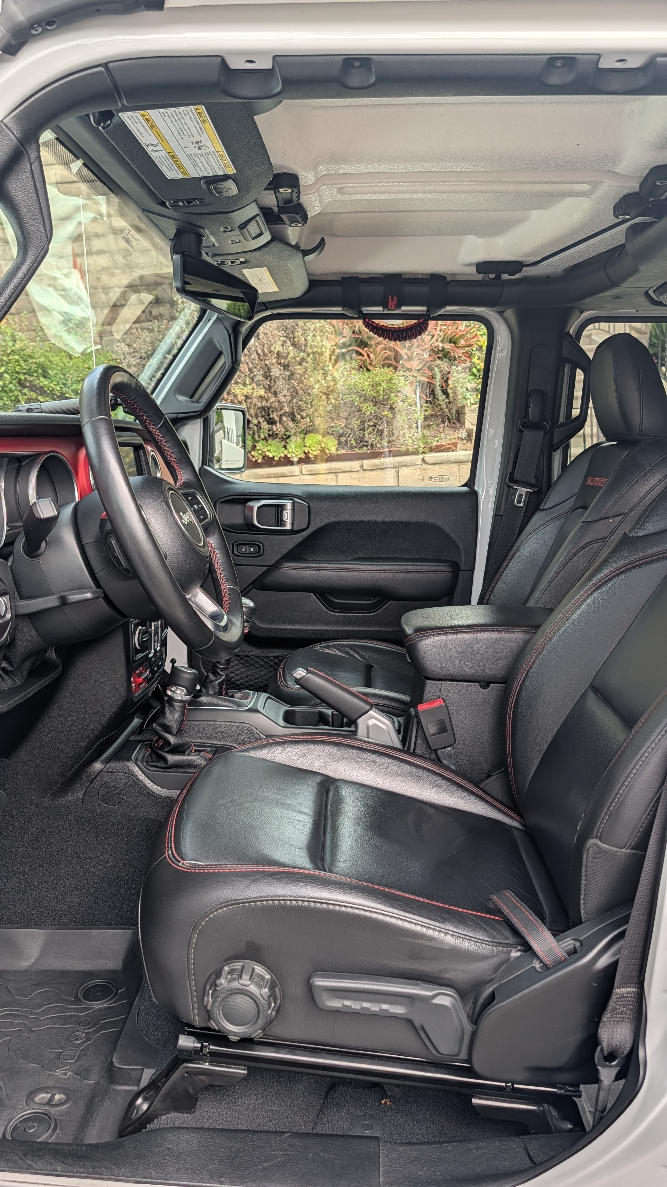 Used 2018 Jeep Wrangler Unlimited Rubicon AWD/4WD image 10