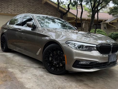 Used 2018 BMW 540i image 1