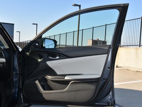 Used 2022 Honda Insight Touring image 21