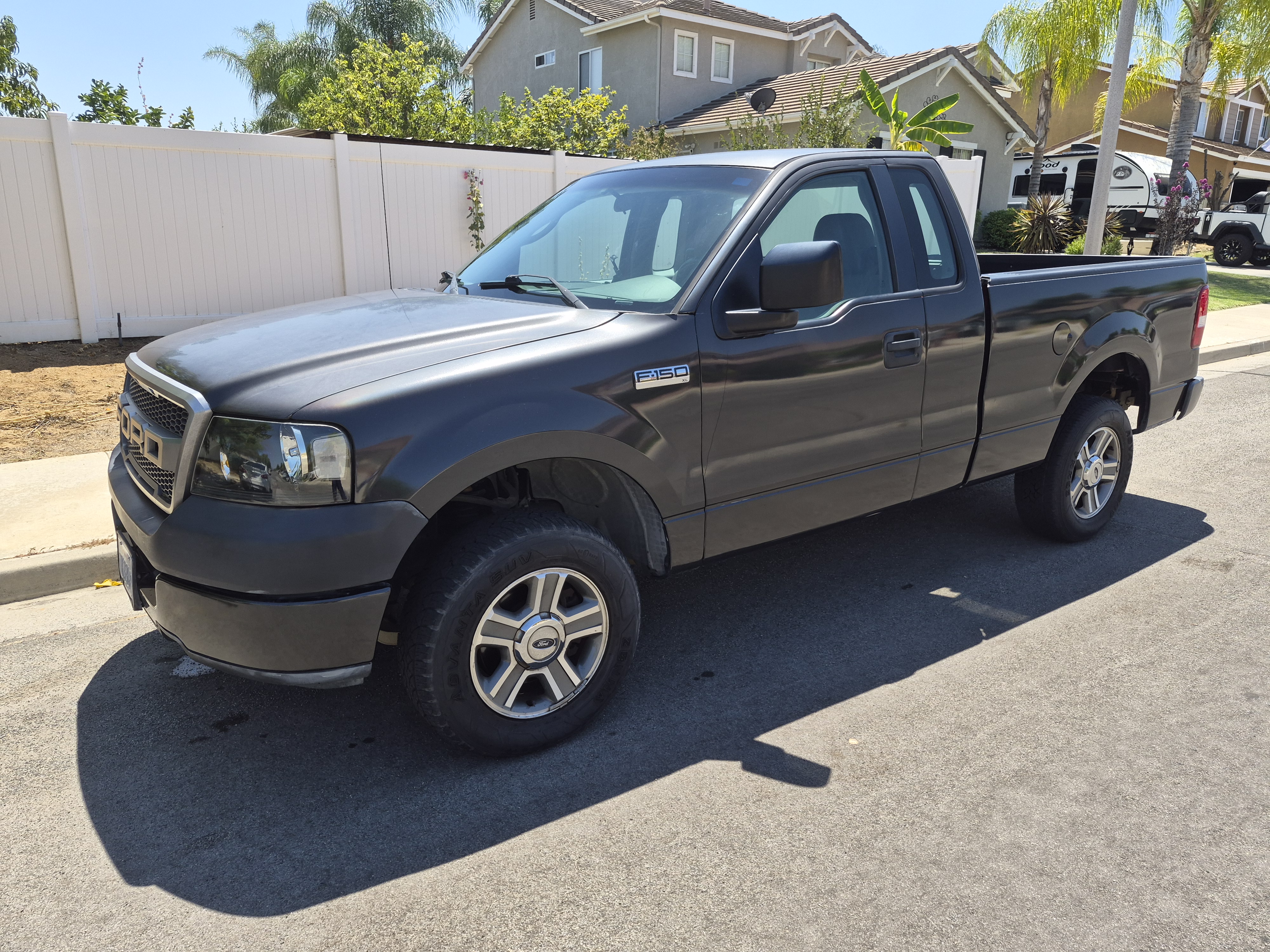 Used 2005 Ford F150 XL RWD image 1