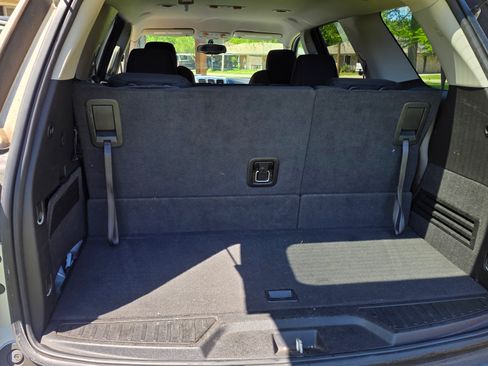 Used 2010 GMC Acadia SL image 14