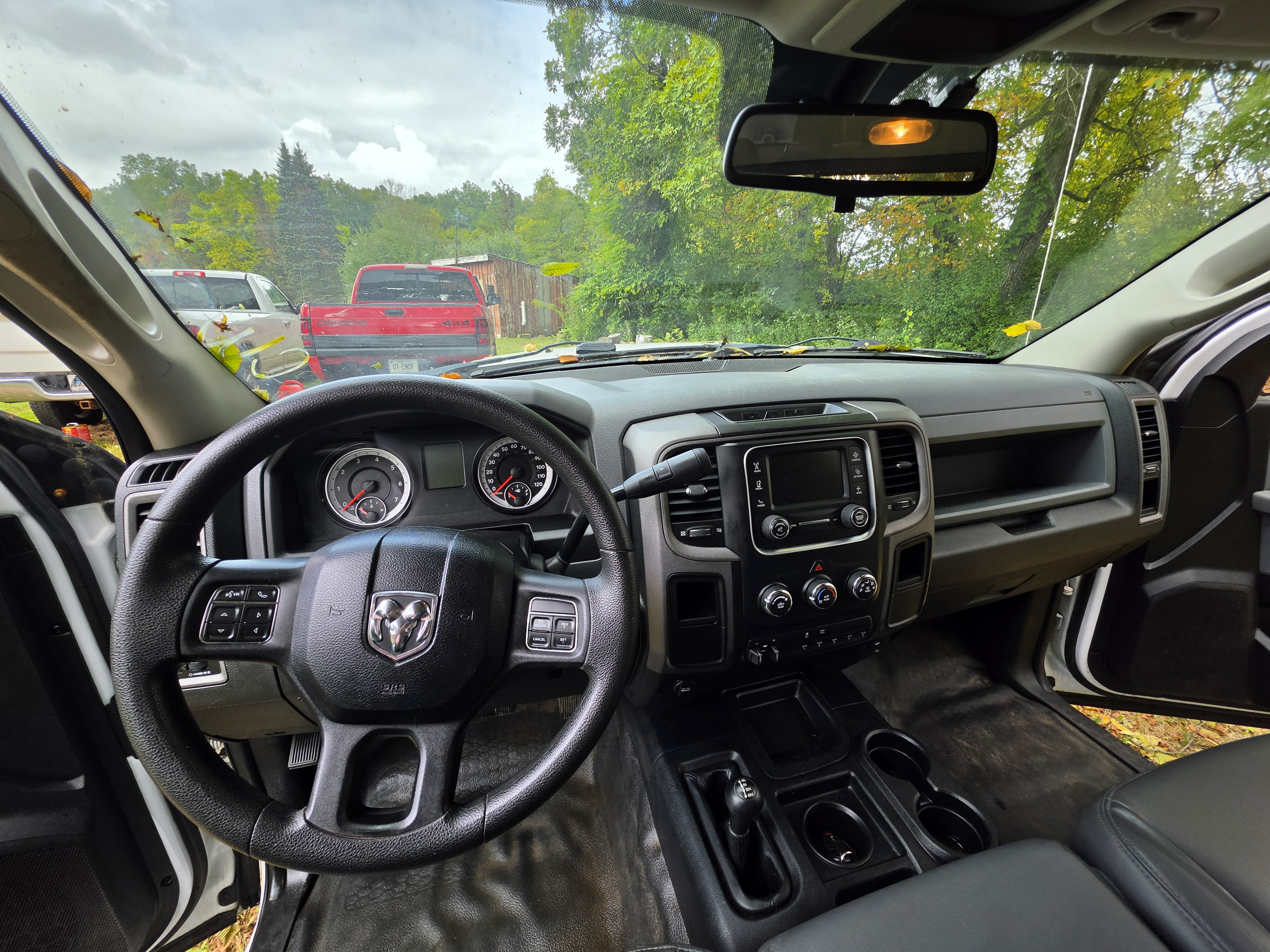Used 2015 RAM 2500 Tradesman w/ Chrome Appearance Group AWD/4WD image 13