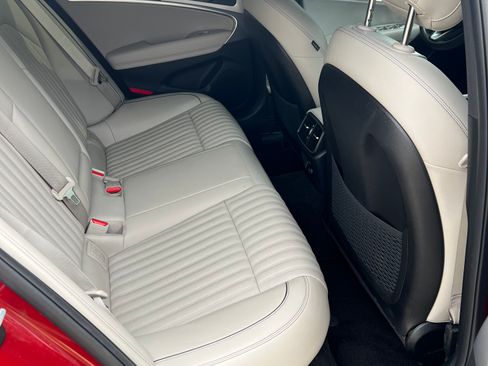 Used 2023 Genesis G70 3.3T w/ Sport Advanced Package image 15