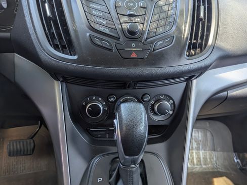 Used 2015 Ford Escape SE AWD/4WD image 14