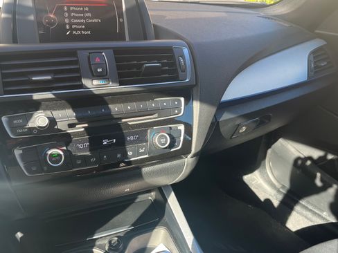 Used 2015 BMW M235i Coupe image 10