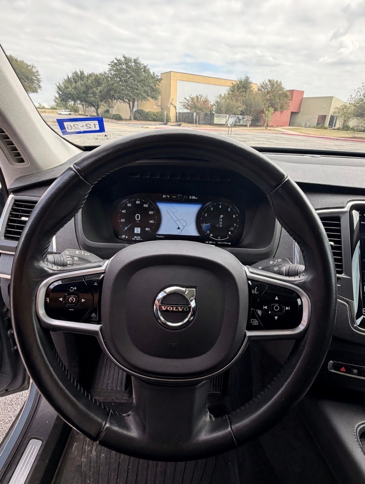 Used 2020 Volvo XC90 T5 Momentum w/ Protection Package Premier AWD/4WD image 12