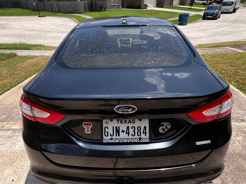 Used 2013 Ford Fusion SE image 5