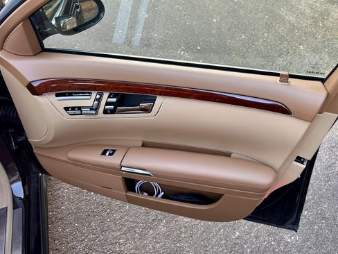 Used 2009 Mercedes-Benz S 63 AMG image 15