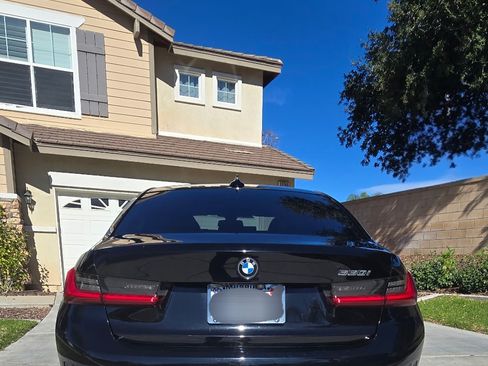 Used 2020 BMW 330i 330i Sedan 4D w/ Convenience Package image 6