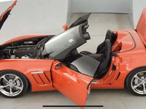 Used 2010 Chevrolet Corvette Grand Sport w/ Preferred Equipment Group image 11