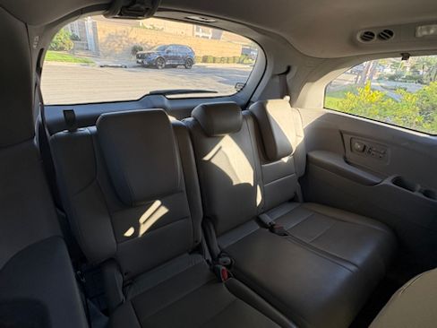 Used 2012 Honda Odyssey EX-L image 6