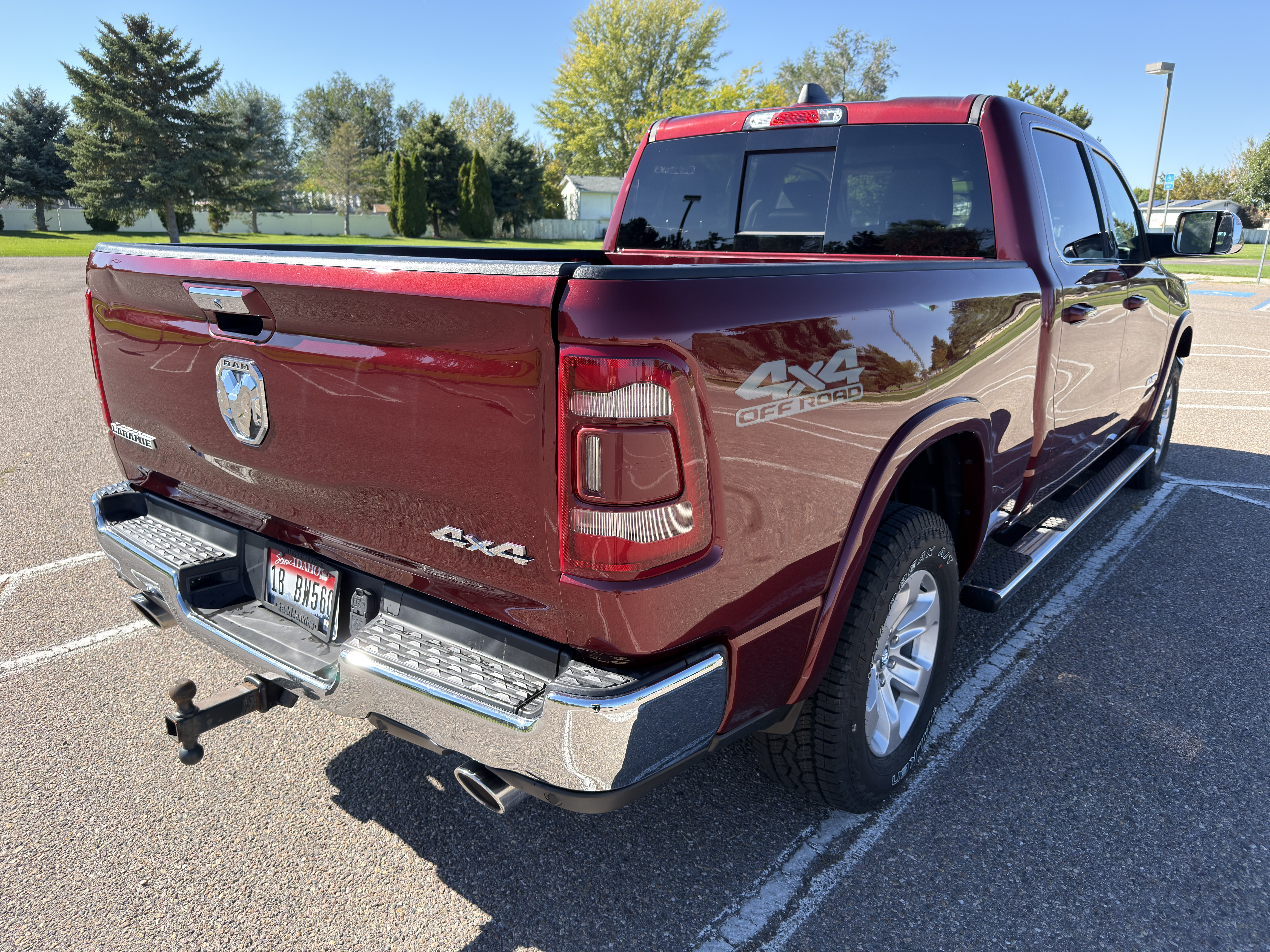 Used 2020 RAM 1500 Laramie AWD/4WD image 13