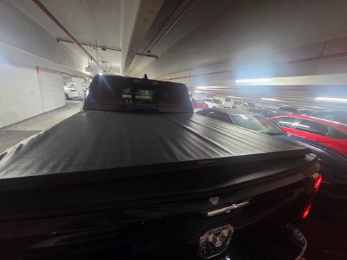 Used 2019 RAM 1500 Laramie RWD image 15