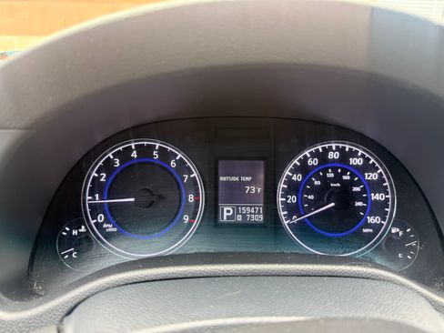 Used 2011 INFINITI G37 x Sedan w/ Premium Pkg AWD/4WD image 8