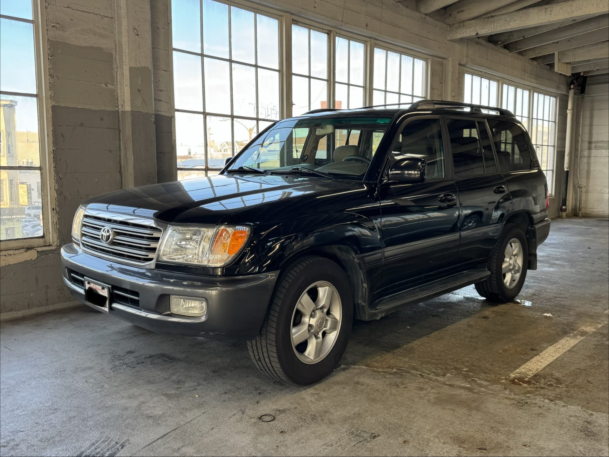 Used 2004 Toyota Land Cruiser AWD/4WD image 4