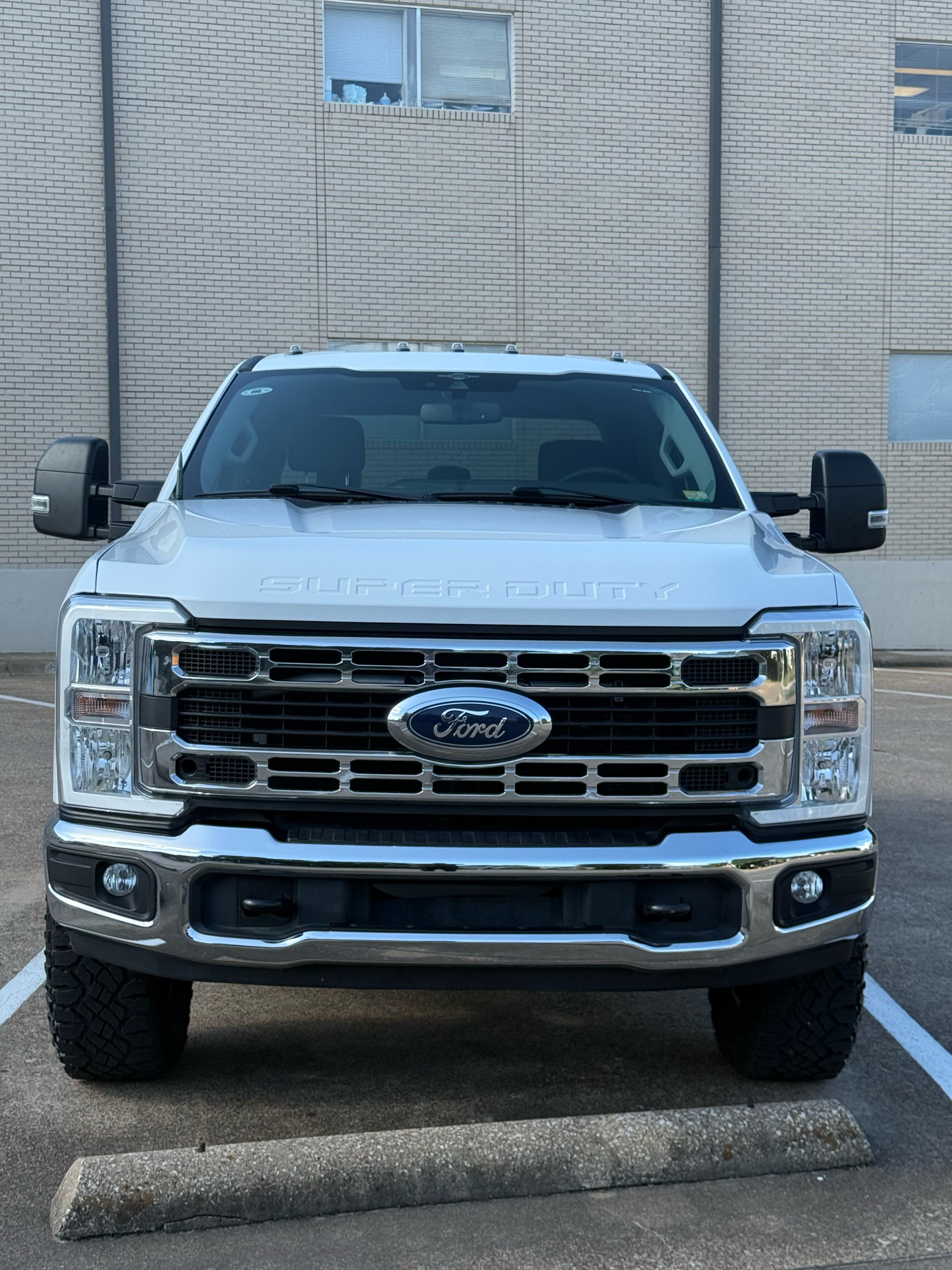 Used 2023 Ford F350 XLT w/ Tremor Off-Road Package AWD/4WD image 9