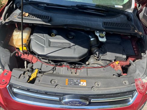 Used 2014 Ford Escape Titanium FWD image 9