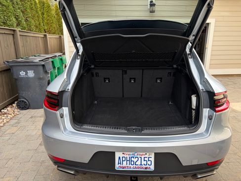 Used 2018 Porsche Macan Sport Edition image 13