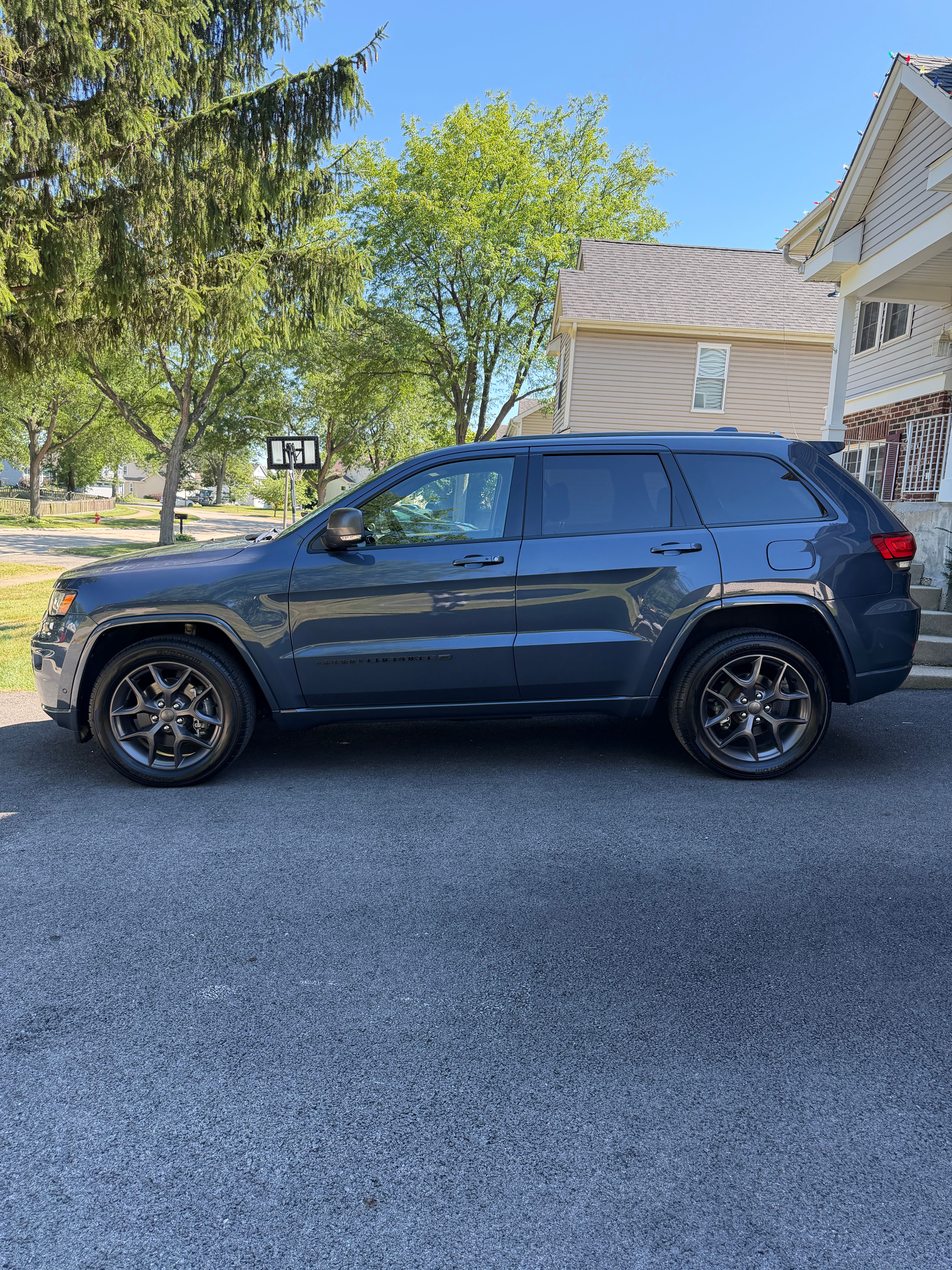 Used 2021 Jeep Grand Cherokee Limited w/ Quick Order Package 28K 80th AWD/4WD image 2