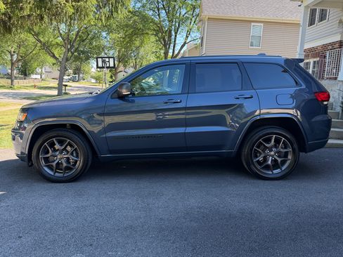 Used 2021 Jeep Grand Cherokee Limited w/ Quick Order Package 28K 80th AWD/4WD image 2