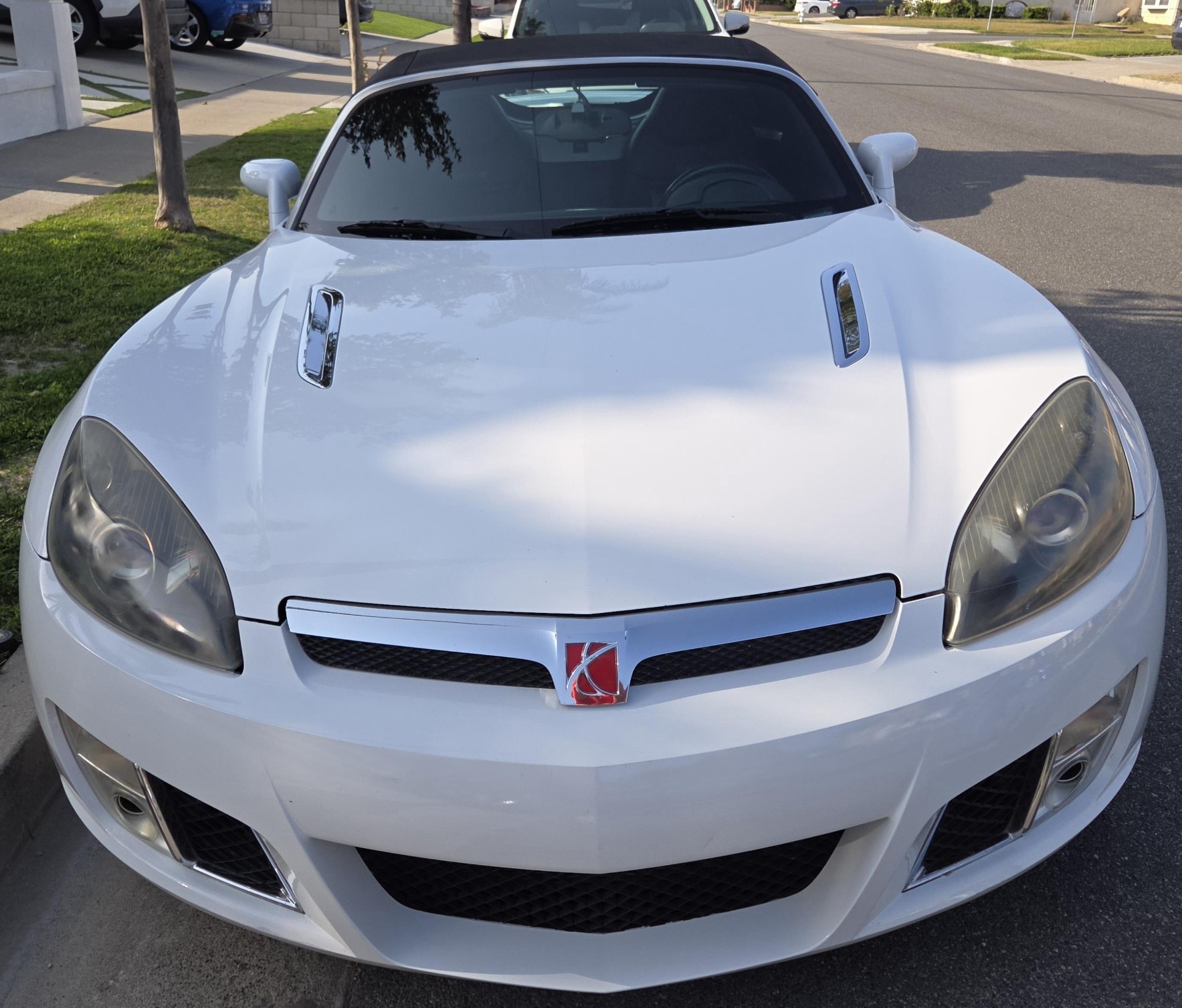Used 2007 Saturn Sky Red Line RWD image 2