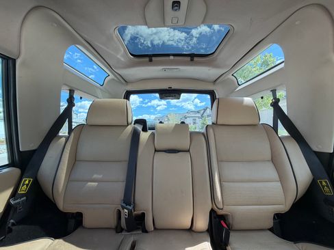 Used 2004 Land Rover Discovery SE AWD/4WD image 9
