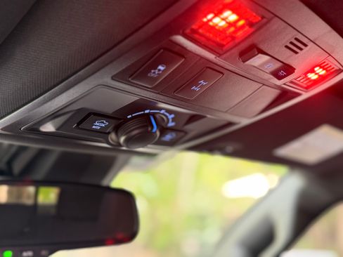 Used 2019 Toyota Tacoma TRD Off-Road image 14