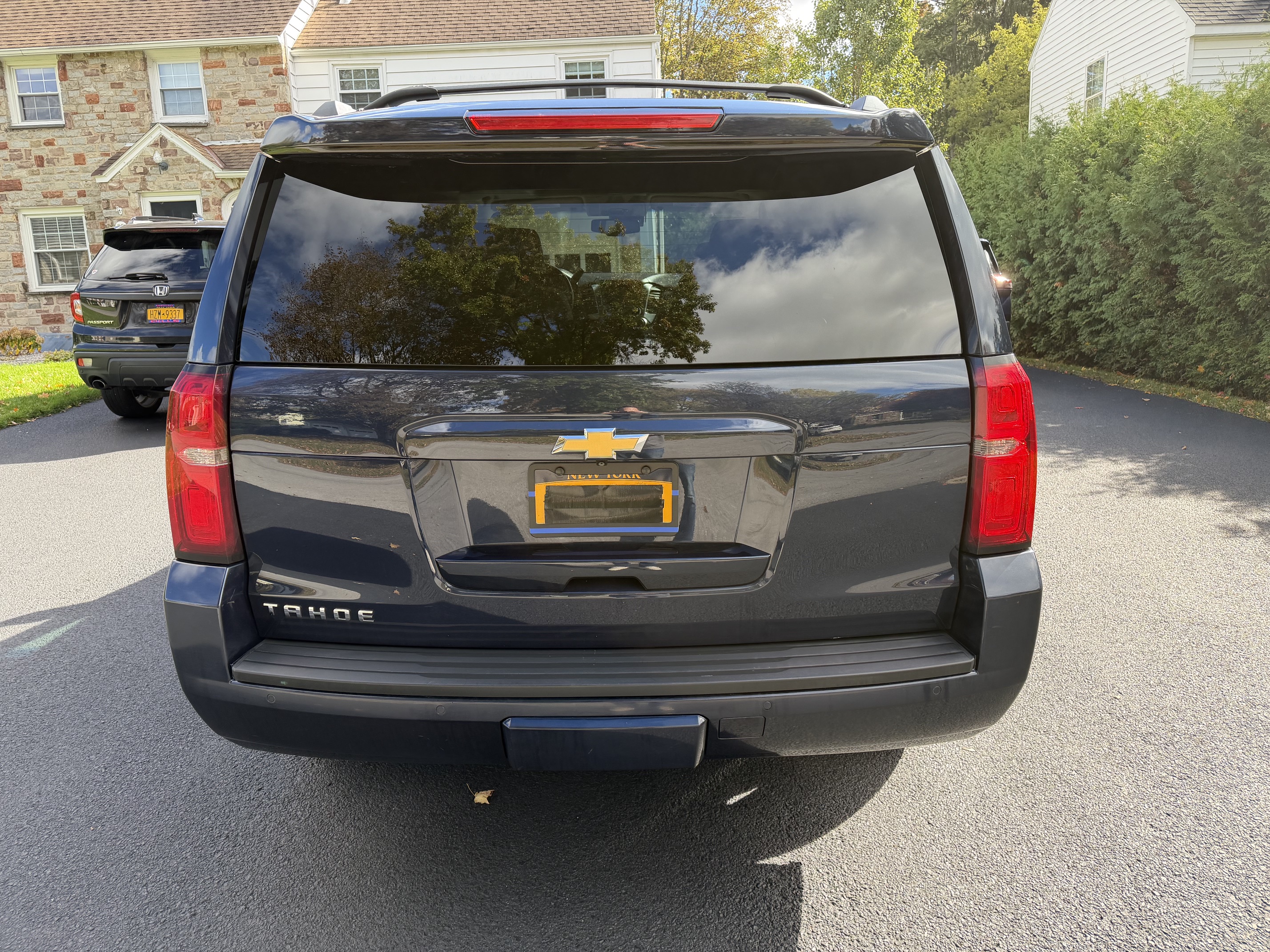 Used 2019 Chevrolet Tahoe LT AWD/4WD image 8