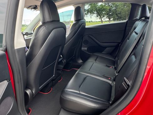 Used 2022 Tesla Model Y Performance AWD/4WD image 20