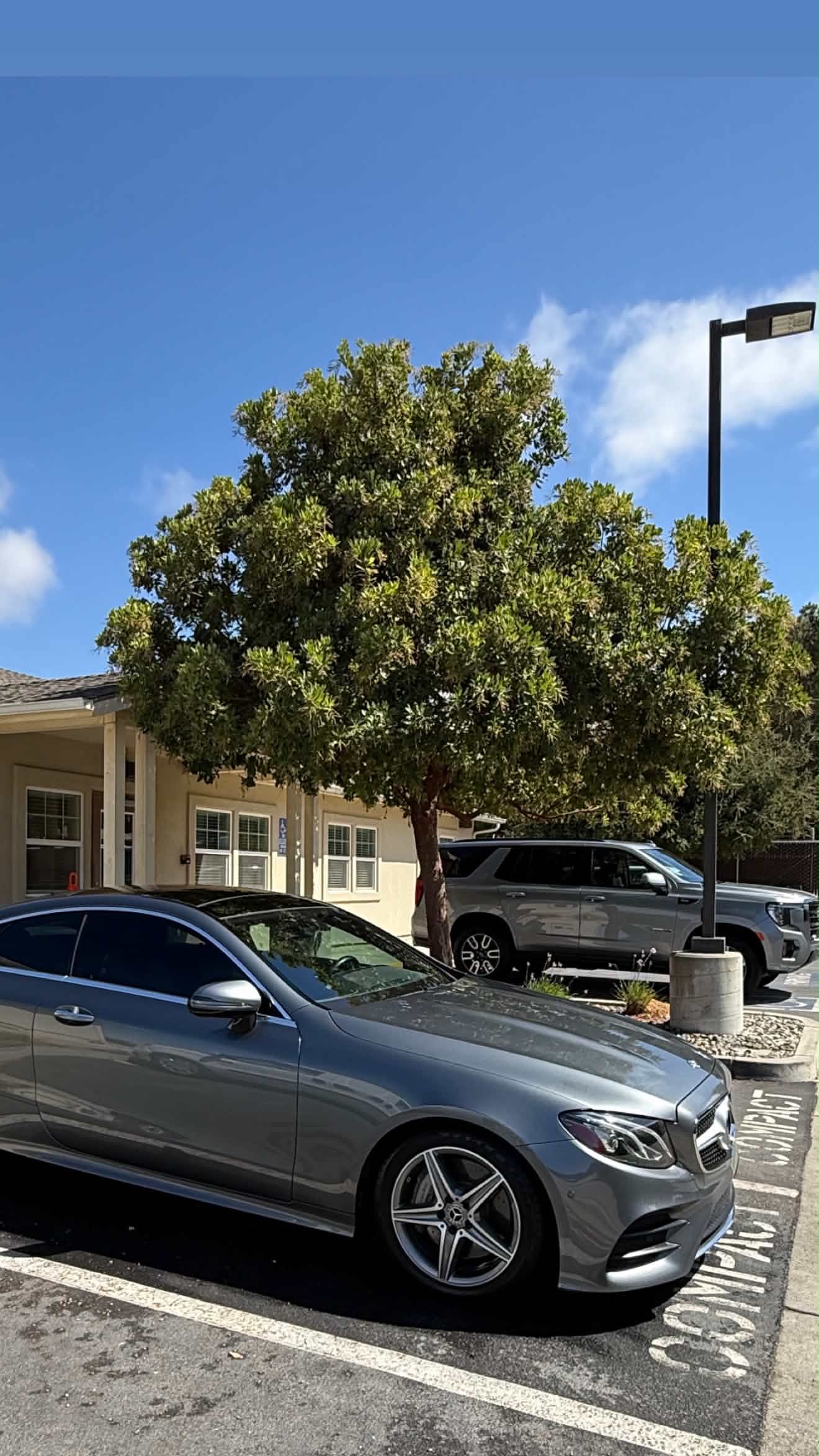 Used 2018 Mercedes-Benz E 400 Coupe image 10