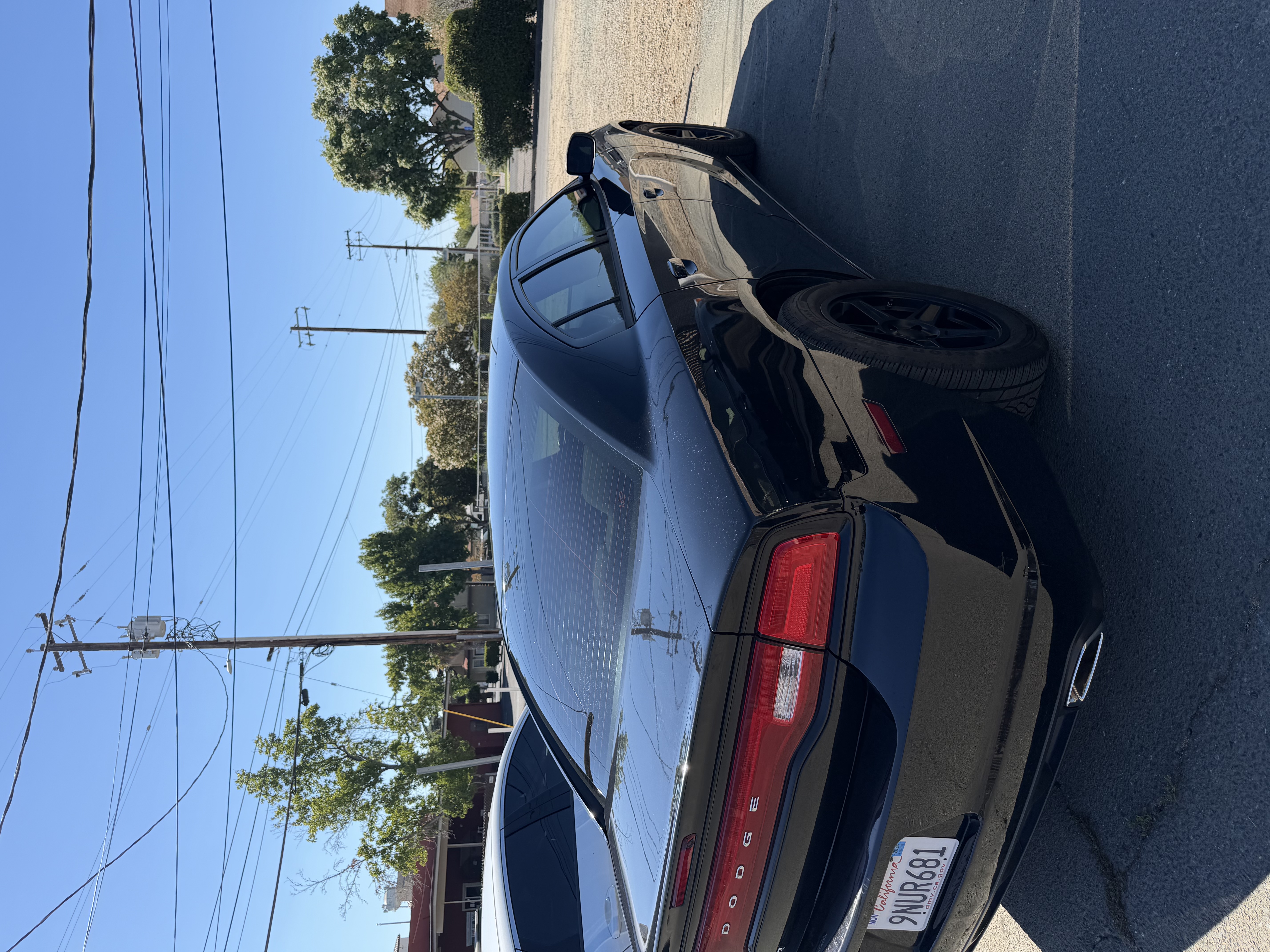 Used 2014 Dodge Charger SE RWD image 5