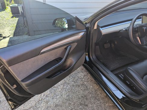 Used 2022 Tesla Model 3 Long Range image 5