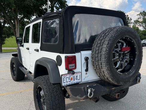 Used 2016 Jeep Wrangler Unlimited Sport w/ Max Tow Package AWD/4WD image 5