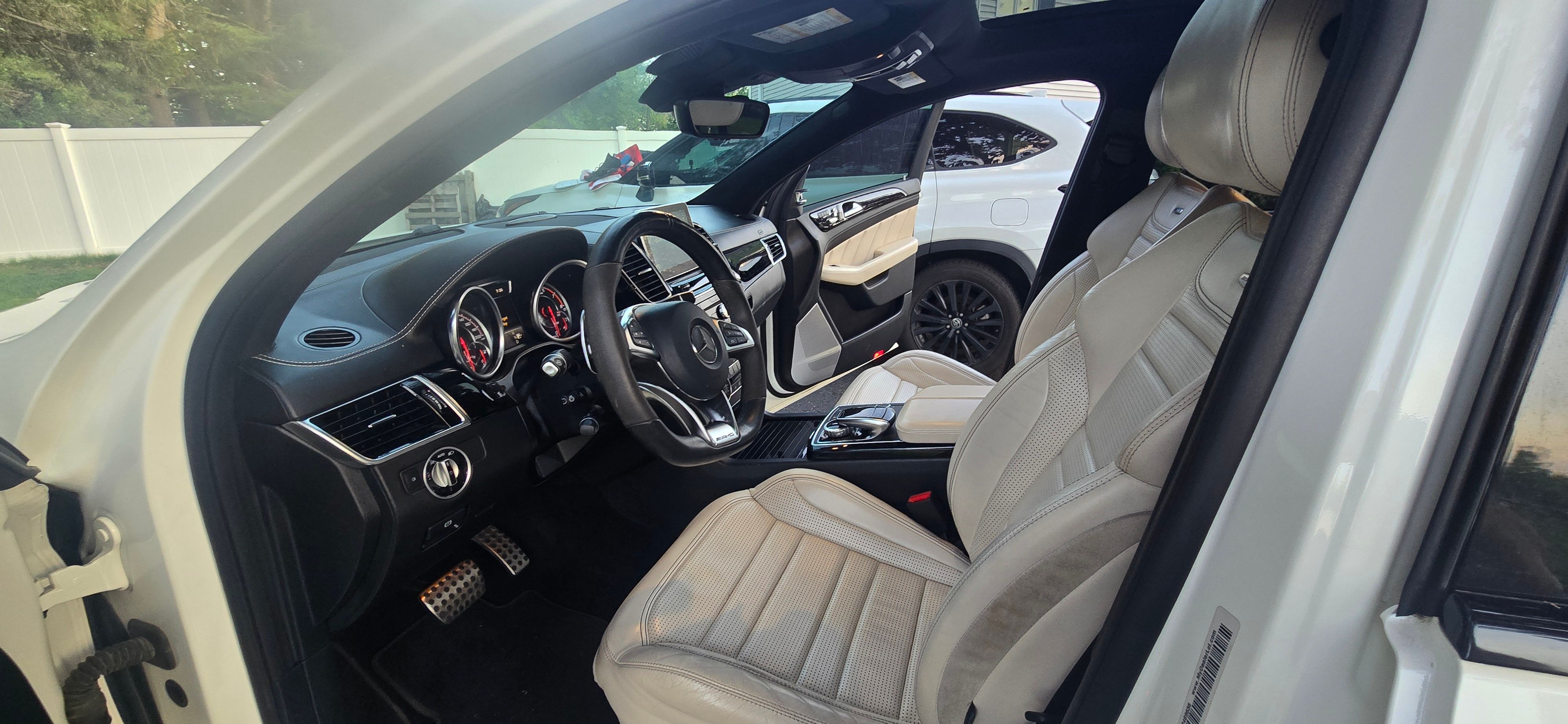Used 2016 Mercedes-Benz GLE 63 AMG S image 16