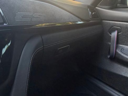 Used 2019 BMW M4 CS RWD image 9