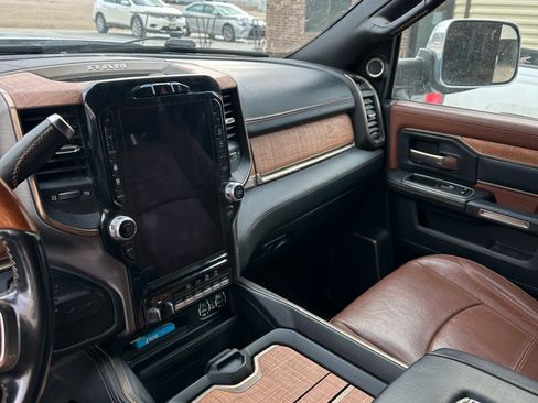 Used 2021 RAM 2500 Limited image 4