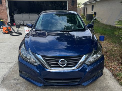 Used 2016 Nissan Altima 2.5 SR FWD image 2